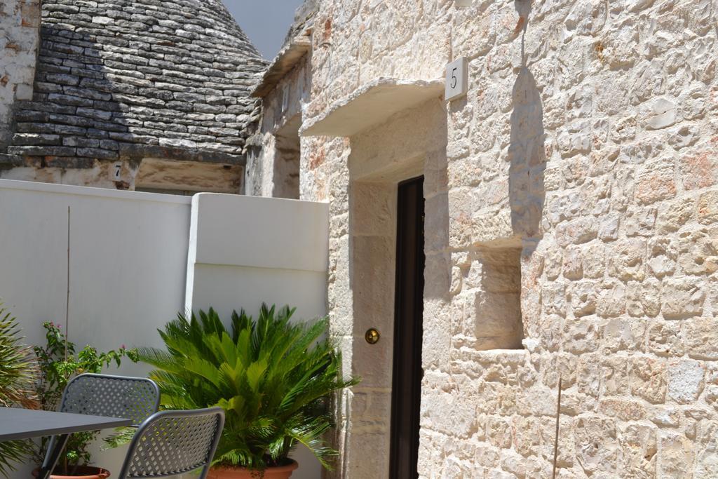 Trullo De Amicis n°5 Hotel Alberobello Kamer foto